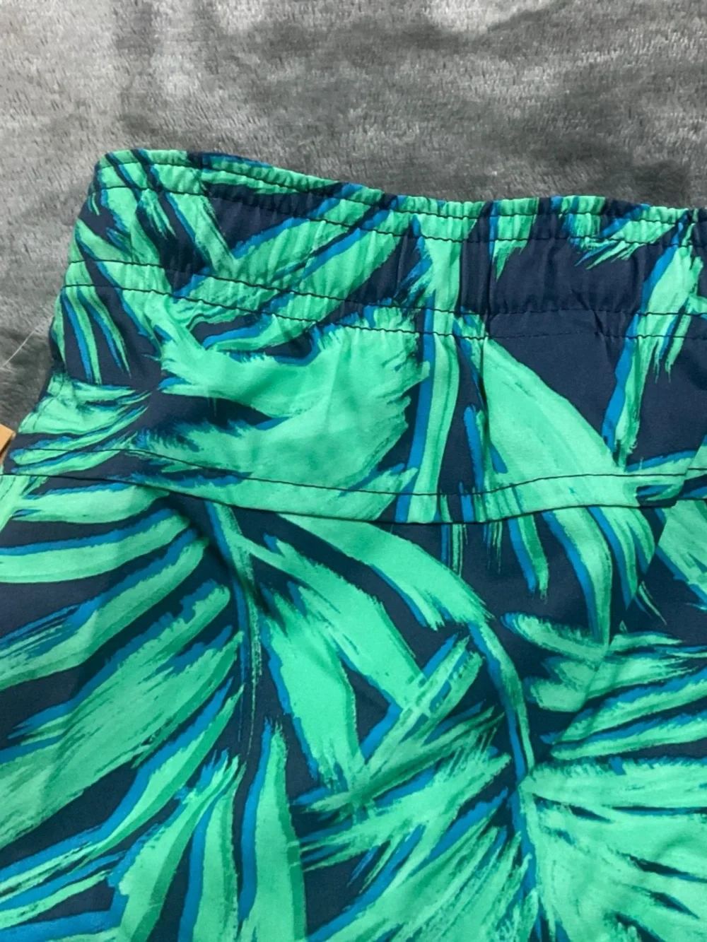 FEILD & stream shorts youth medium